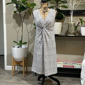 Eddie Bauer Gray & White Dress